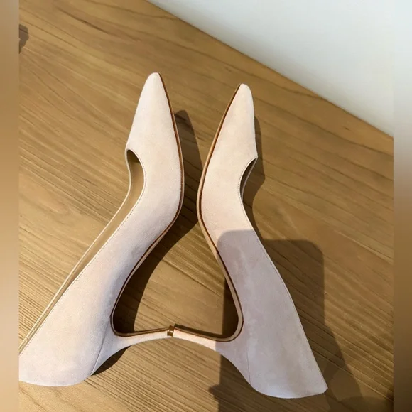 Manolo pale pink suede pumps size 39 - Picture 4 of 5